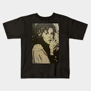 vintage stevie art design Kids T-Shirt